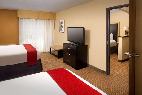 Best Western Alamo Suites Downtown image 10